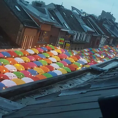 Le Patio Belle Maison En Plein Centre Ville, Avec Grande Terrasse Au Calme * Bastogne