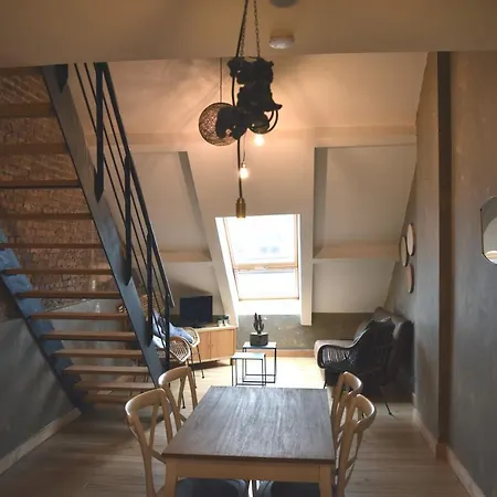 Le Patio Belle Maison En Plein Centre Ville, Avec Grande Terrasse Au Calme *