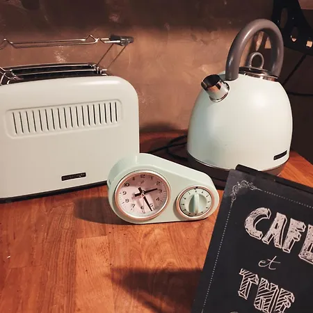 Le Patio Belle Maison En Plein Centre Ville, Avec Grande Terrasse Au Calme * בסטון