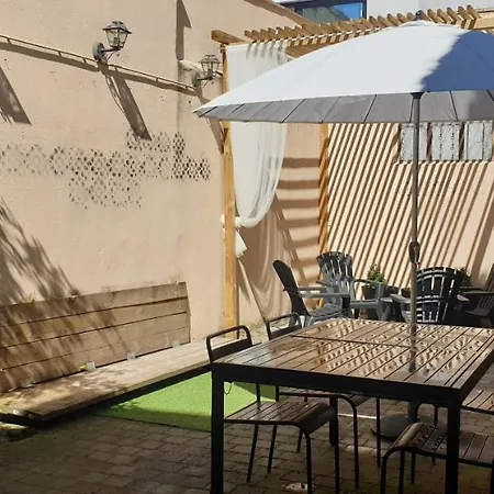 Le Patio Belle Maison En Plein Centre Ville, Avec Grande Terrasse Au Calme Bastogne