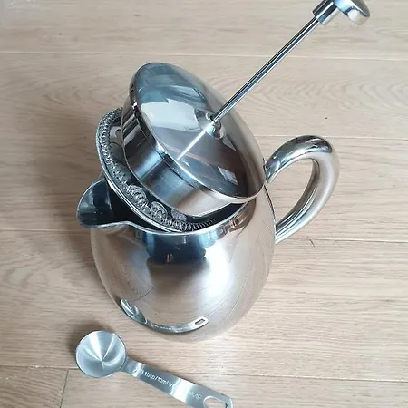 Le Patio Belle Maison En Plein Centre Ville, Avec Grande Terrasse Au Calme בית נופש בסטון